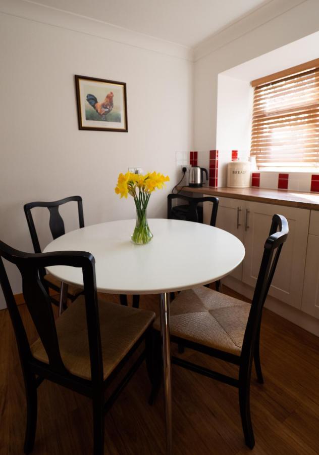Surlingham Lodge Garden Cottage In Rspb Village Near NWI Esterno foto